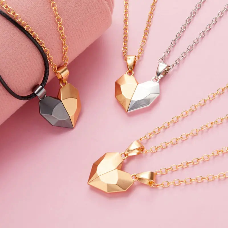 Love link Magnetic Couple Necklace Set