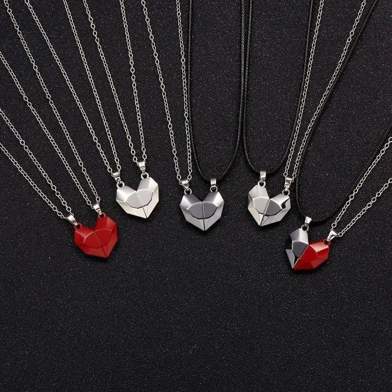 Love link Magnetic Couple Necklace Set